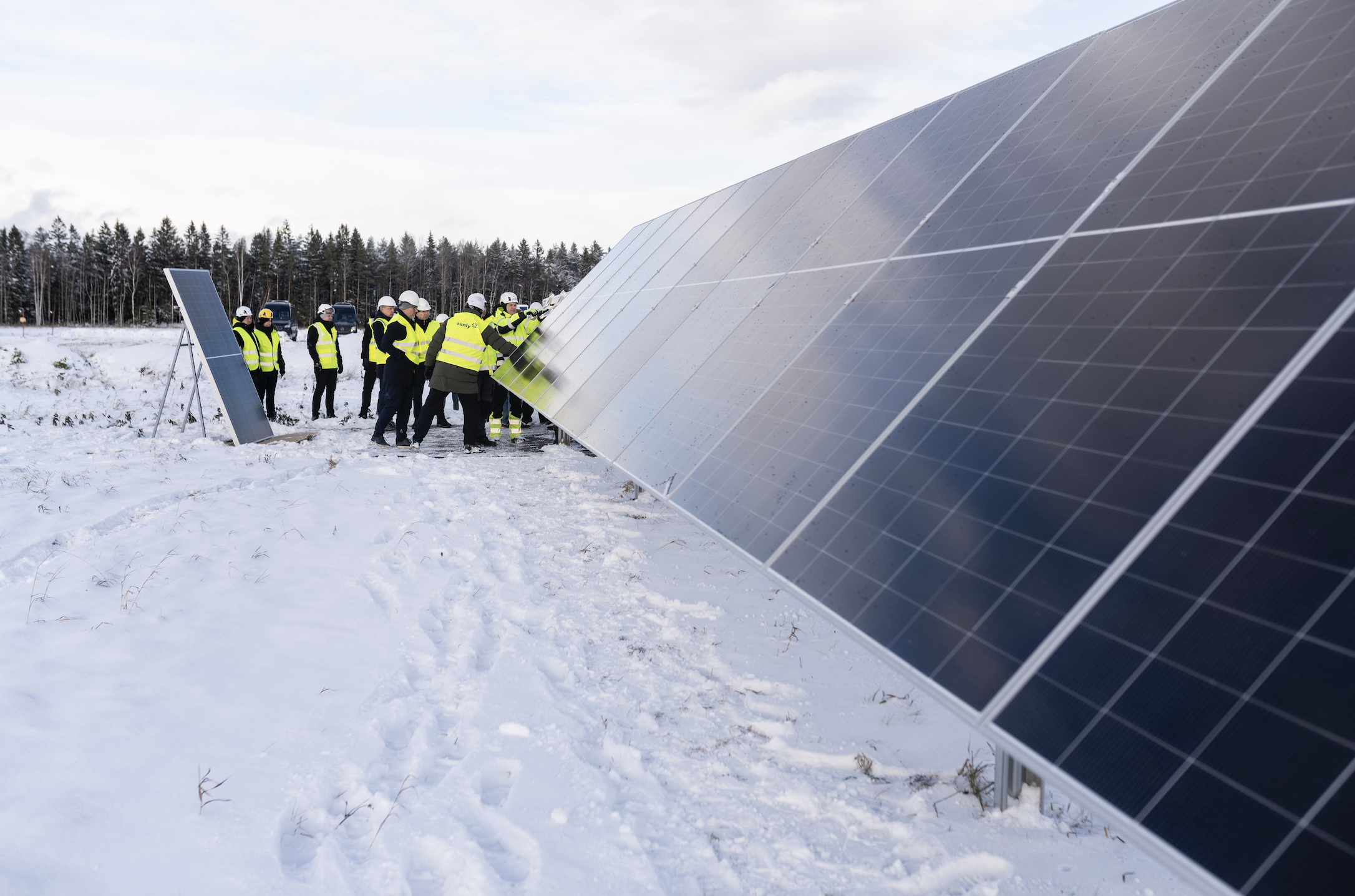IGAUNIJĀ ATTĪSTĪS SAULES ENERĢIJU AR 62 MILJONU EIRO EIB, SEB UN LUMINOR FINANSĒJUMU SUNLY PROJEKTAM